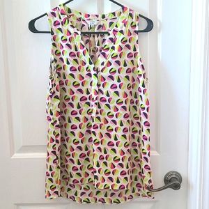 Crown & Ivy Patterned Sleeveless top